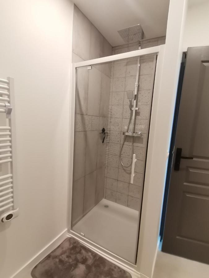 Les Bras De Morphee Apartment Avize Bagian luar foto
